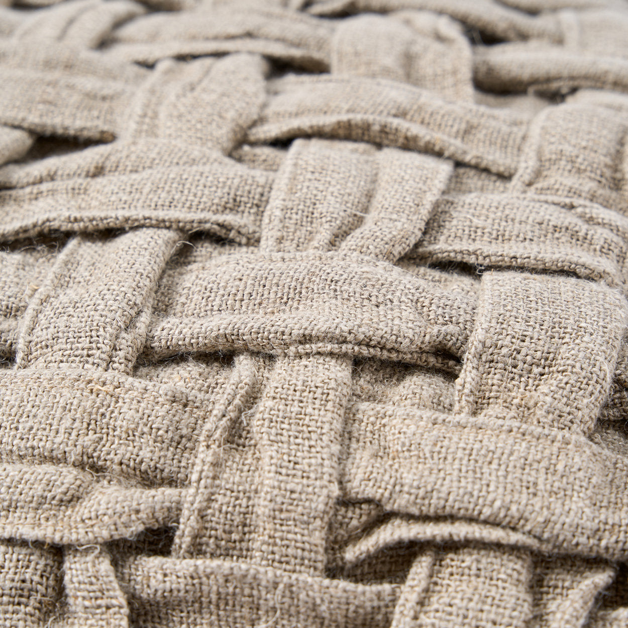 Weft Cushion