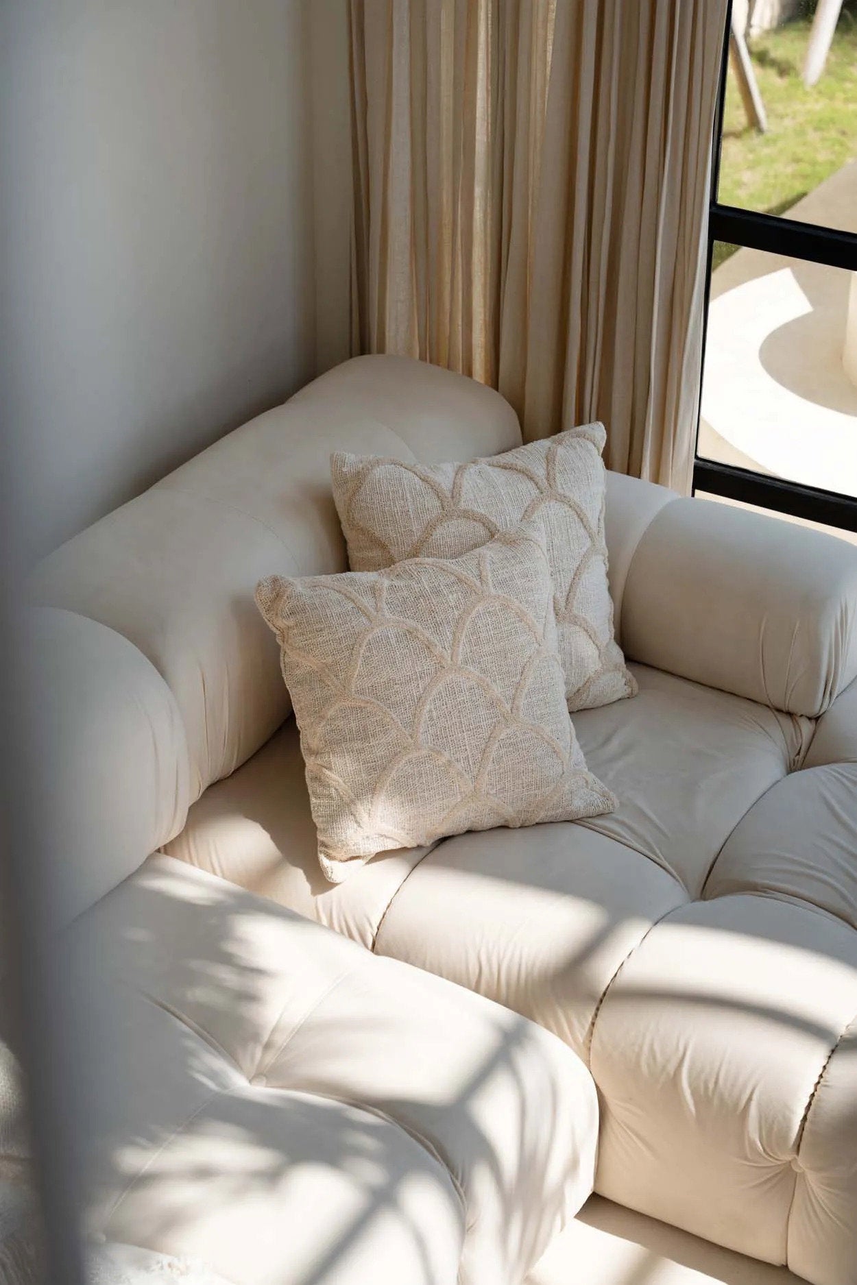 Arc Cushion
