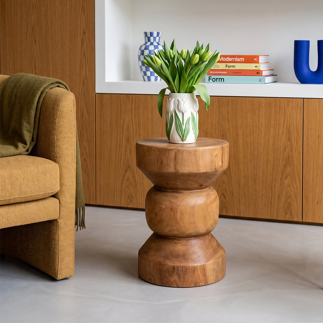 Forma Ritari natural teak side table